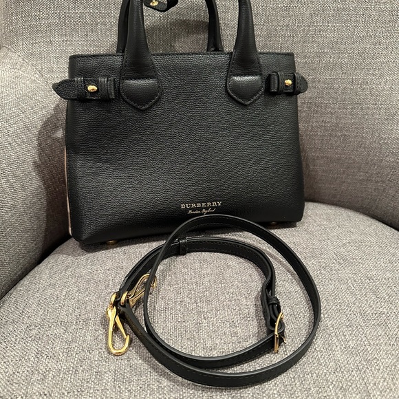 Burberry  banner - Picture 11 of 11